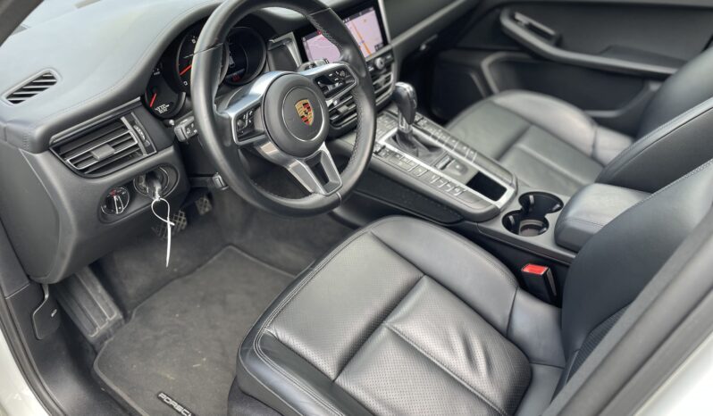 Porsche Macan 2.0 PDK Toit Ouvrant complet